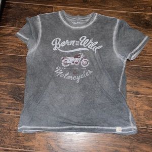Men’s Graphic T-shirt. Super soft!